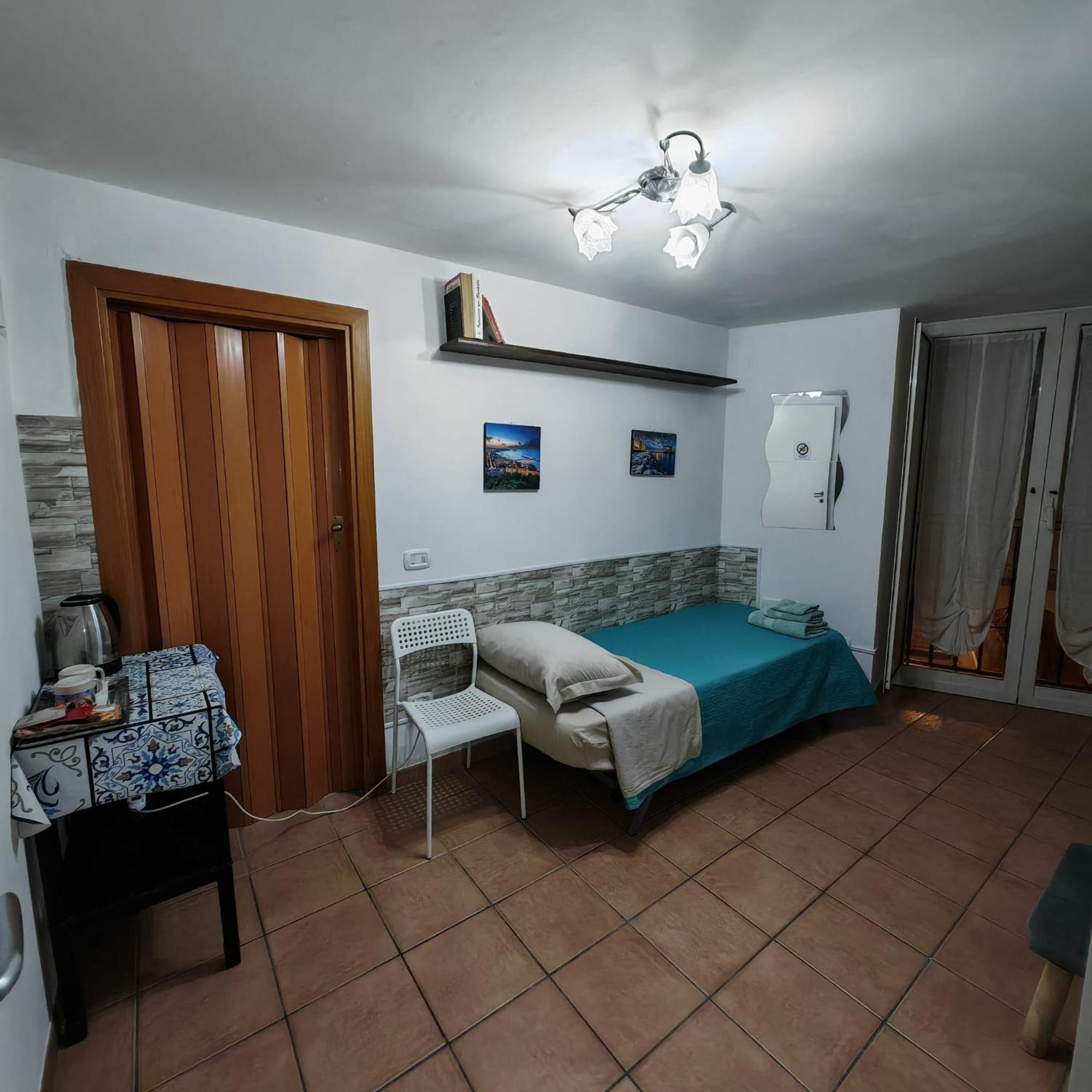 The Second Floor Hotel Naples Exterior photo
